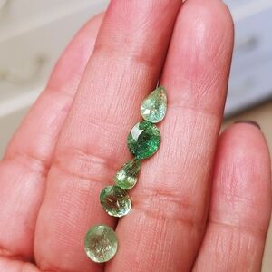 Sale! 5 carats natural loose Pariaba tourmaline loose gemstones